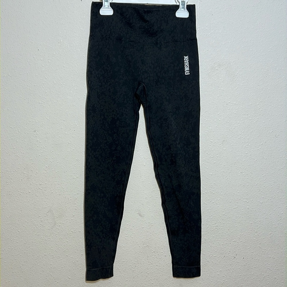 GYMSHARK Womens Leggings Animal Print Work Out Yoga Size 24 Inch Waist